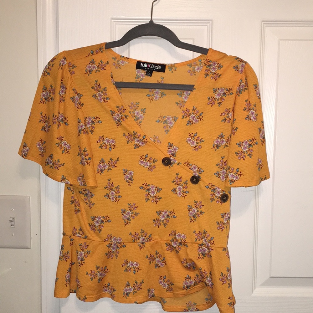 Short sleeve orange shirt